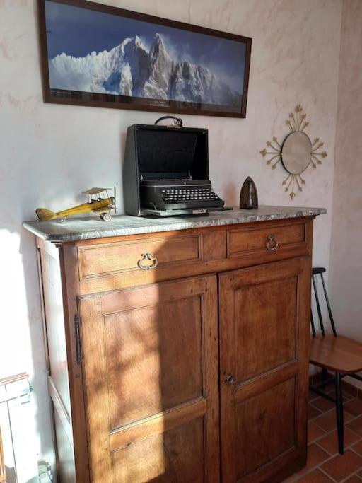 Bas De Villa, 2 Terrasses, Piscine, Spa, Sauna... Neffes 외부 사진